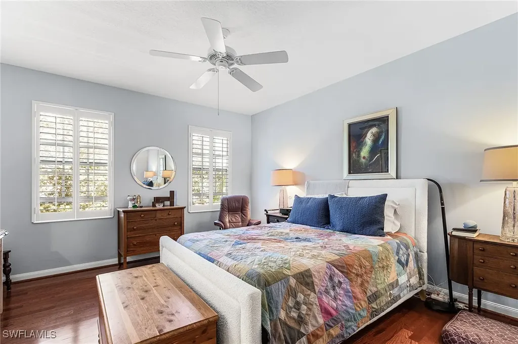 5733 Cove Circle Naples FL 34119