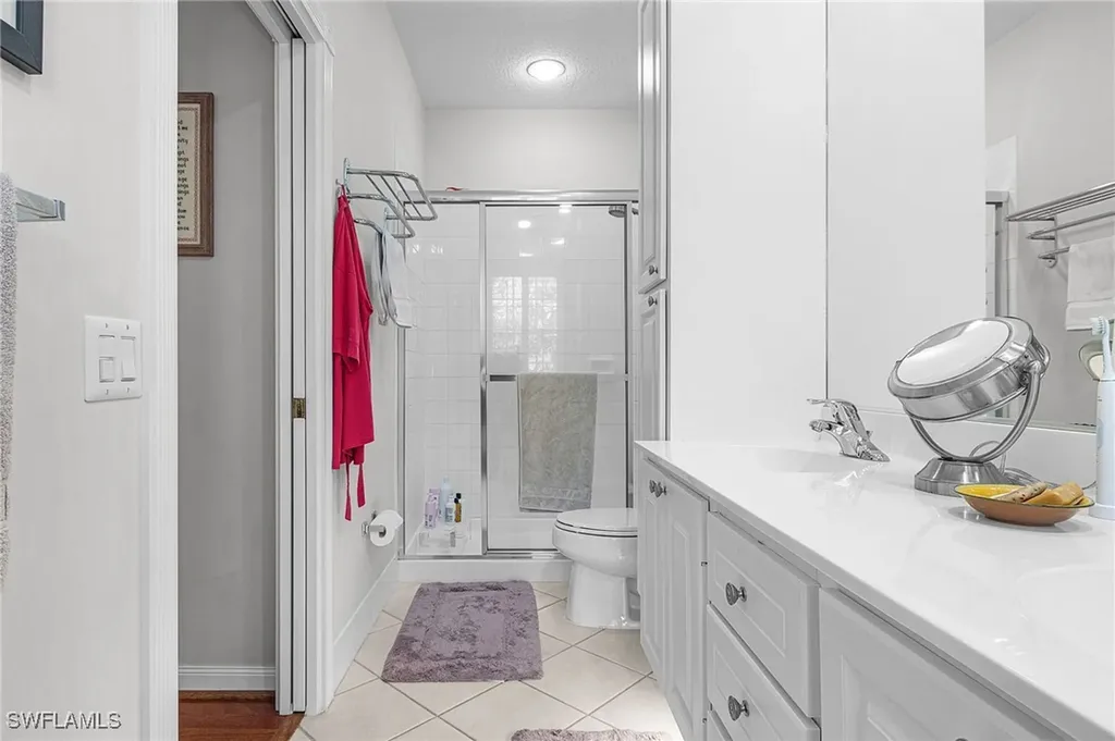 5733 Cove Circle Naples FL 34119