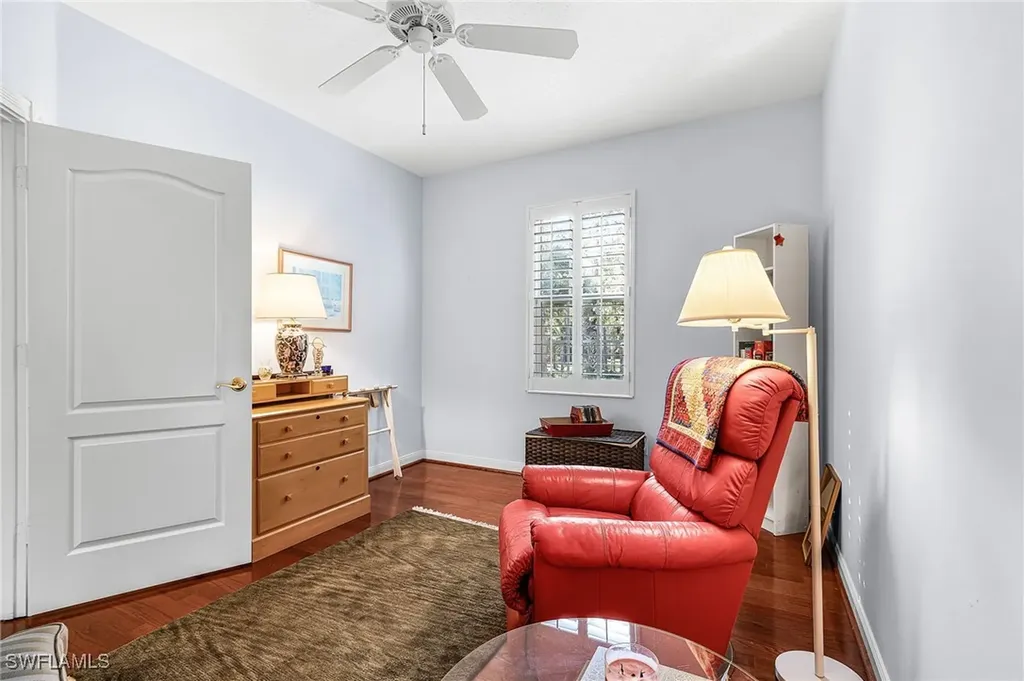 5733 Cove Circle Naples FL 34119