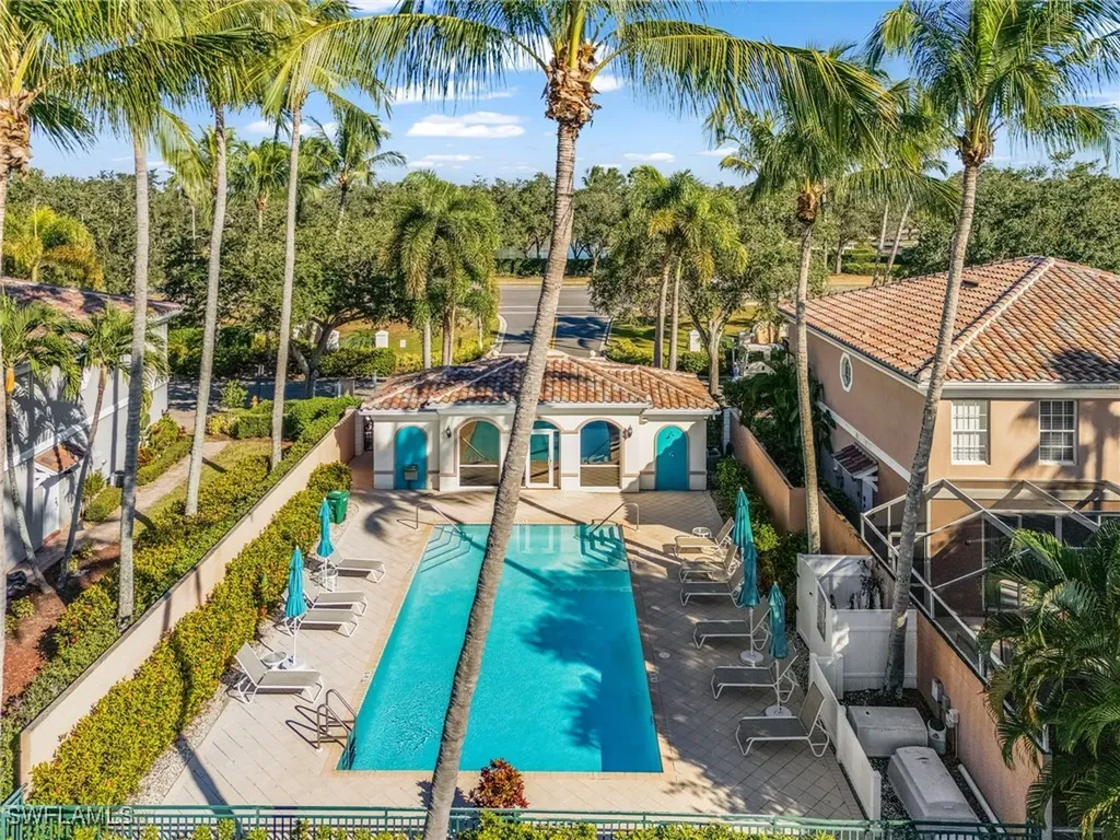 5733 Cove Circle Naples FL 34119