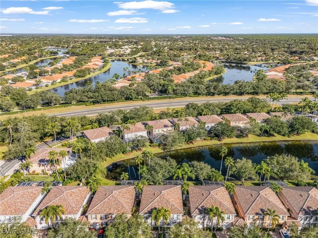 5733 Cove Circle Naples FL 34119