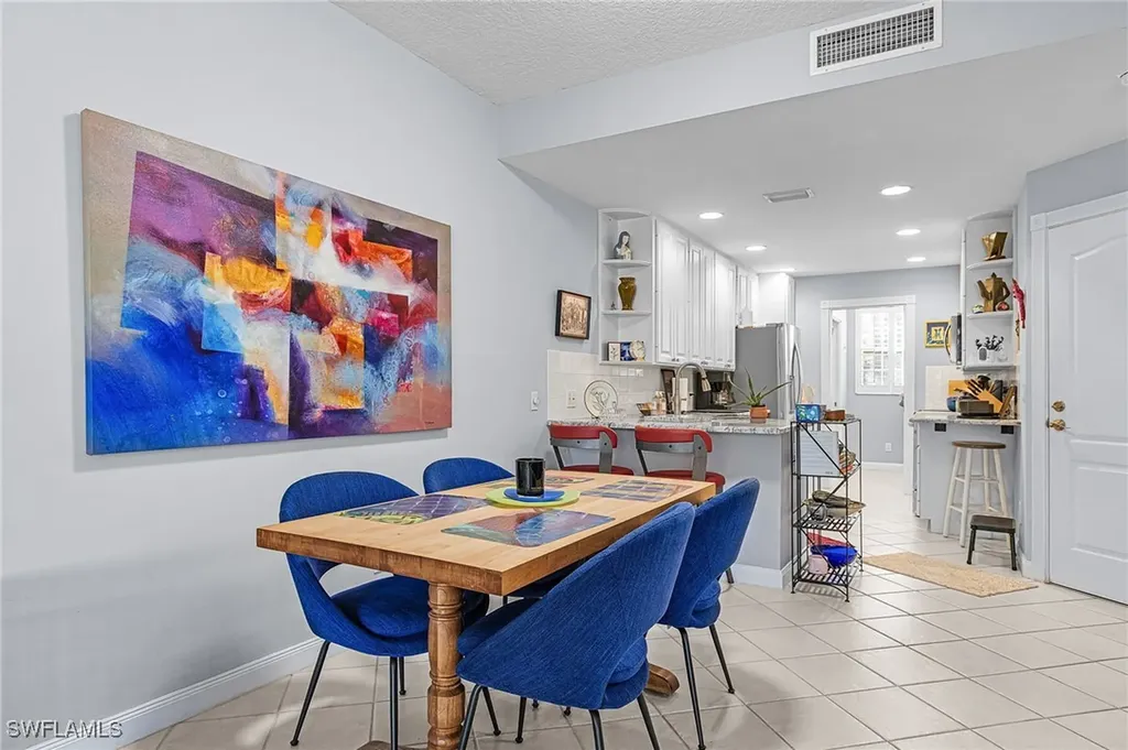 5733 Cove Circle Naples FL 34119