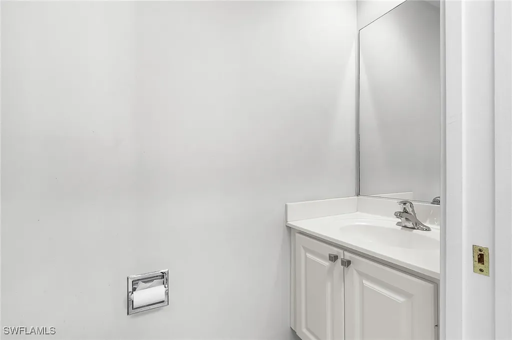 5733 Cove Circle Naples FL 34119