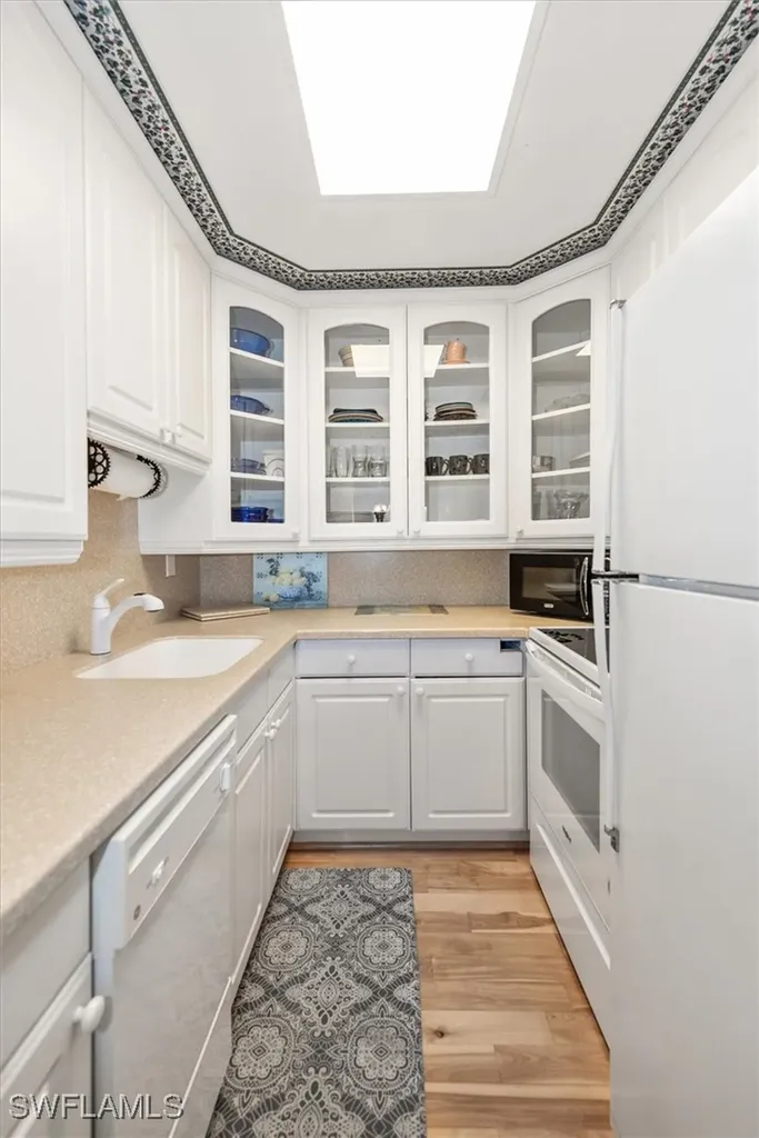 1065 Gulf Shore Boulevard N Naples FL 34102