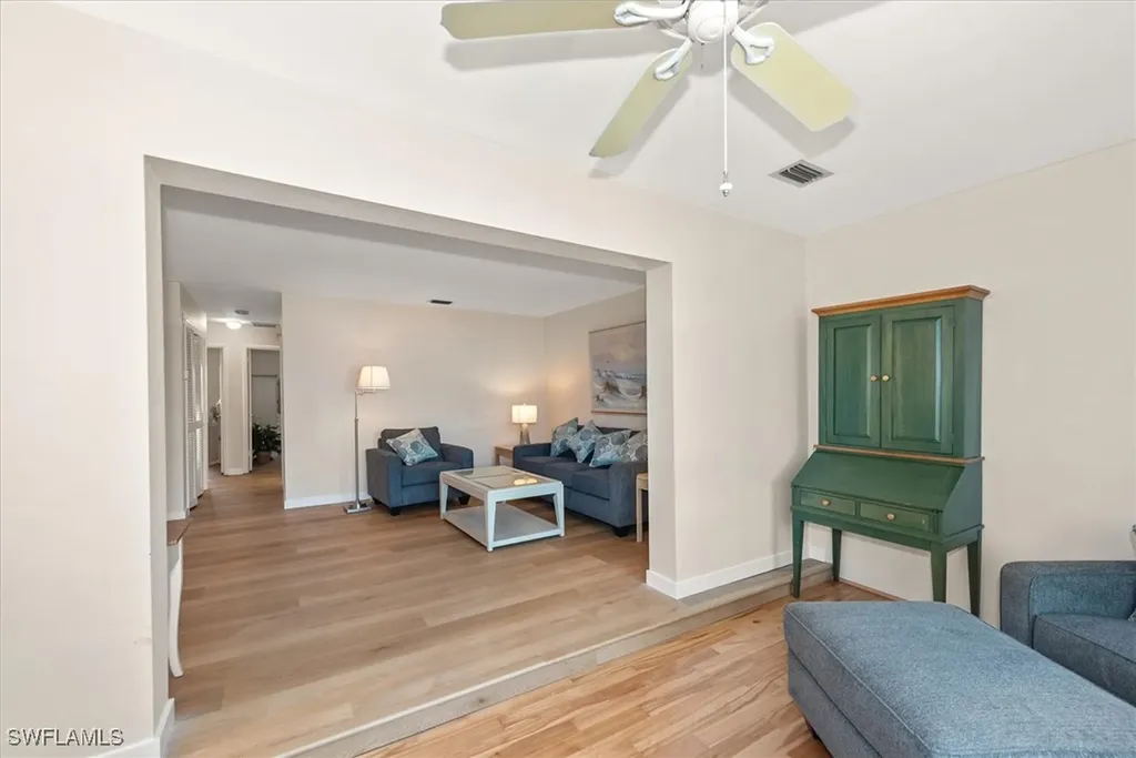1065 Gulf Shore Boulevard N Naples FL 34102