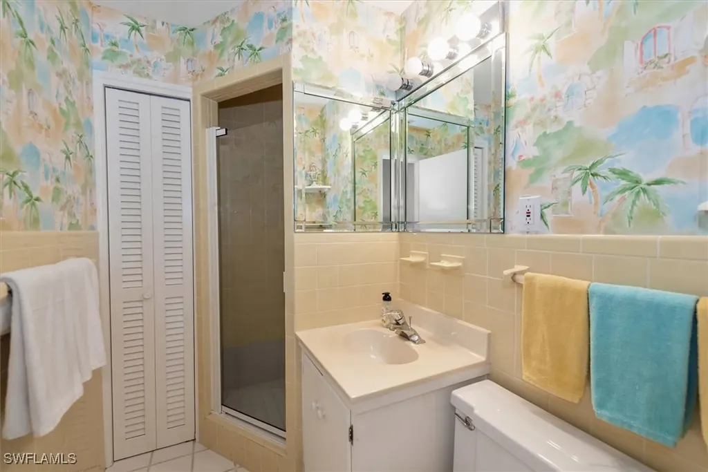 1065 Gulf Shore Boulevard N Naples FL 34102