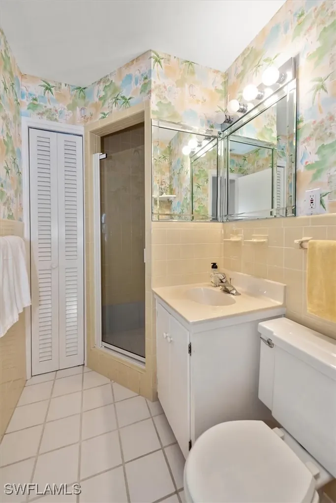 1065 Gulf Shore Boulevard N Naples FL 34102