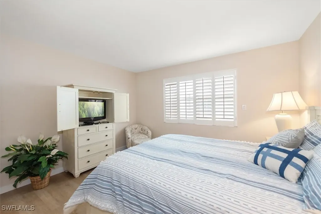 1065 Gulf Shore Boulevard N Naples FL 34102