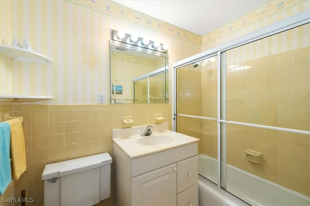 1065 Gulf Shore Boulevard N Naples FL 34102