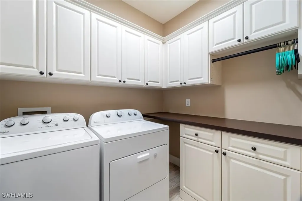 9418 Greyhawk Trail Naples FL 34120