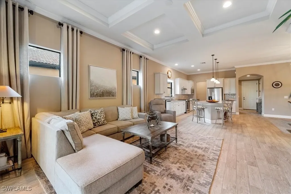 9418 Greyhawk Trail Naples FL 34120