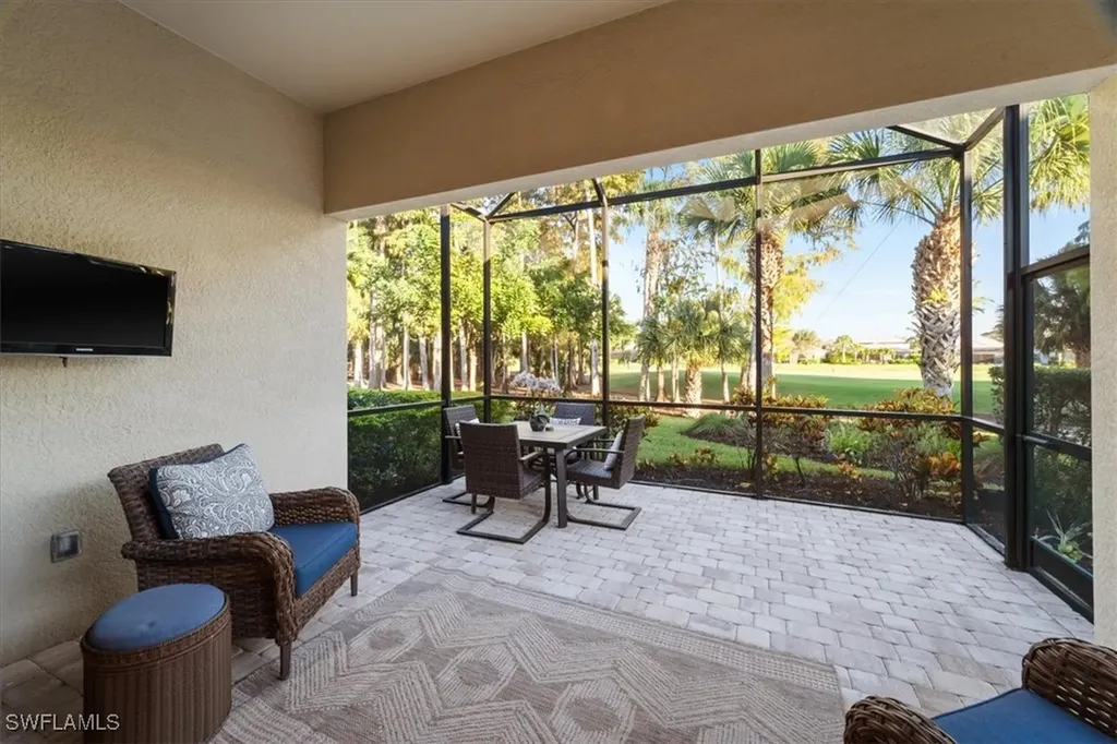 9418 Greyhawk Trail Naples FL 34120