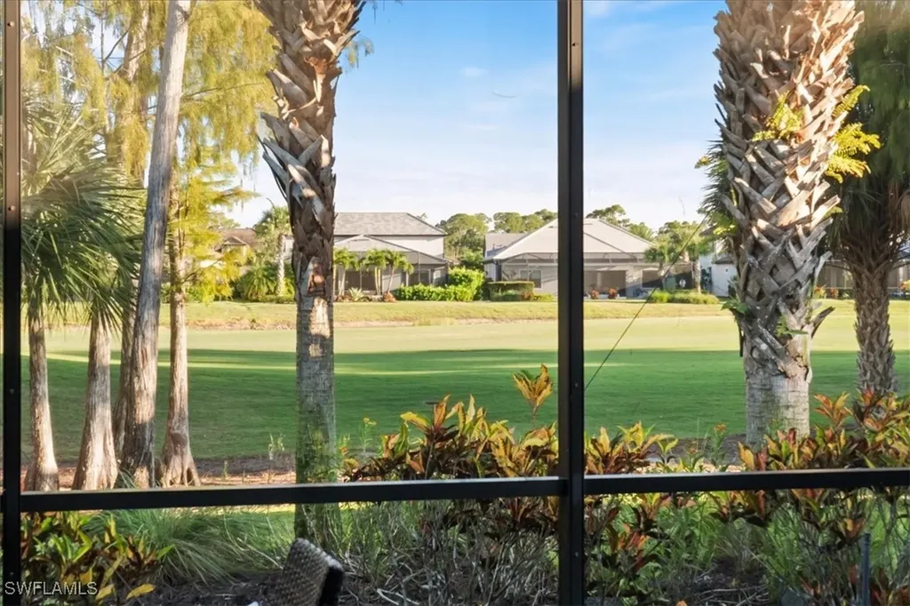 9418 Greyhawk Trail Naples FL 34120