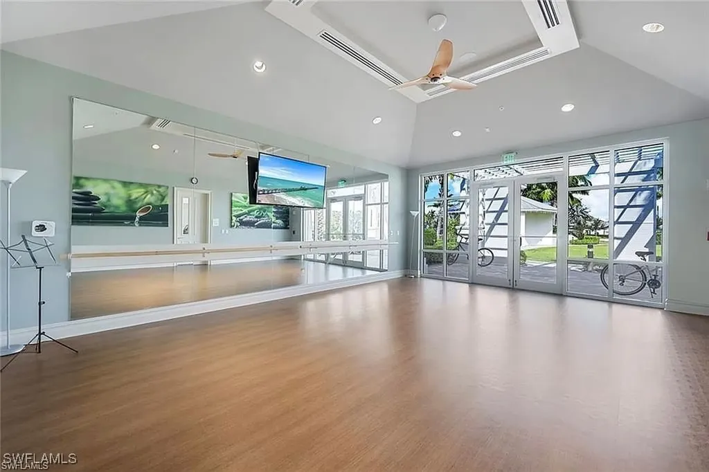 9418 Greyhawk Trail Naples FL 34120