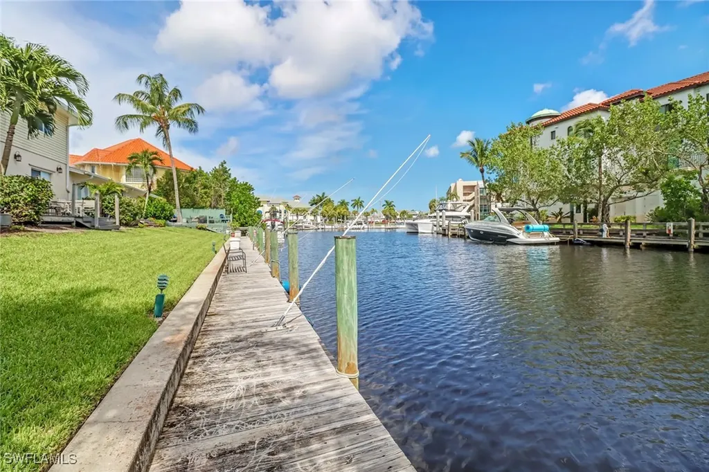 1351 Curlew Avenue Naples FL 34102