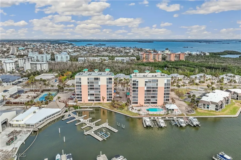170 Lenell Road Fort Myers Beach FL 33931