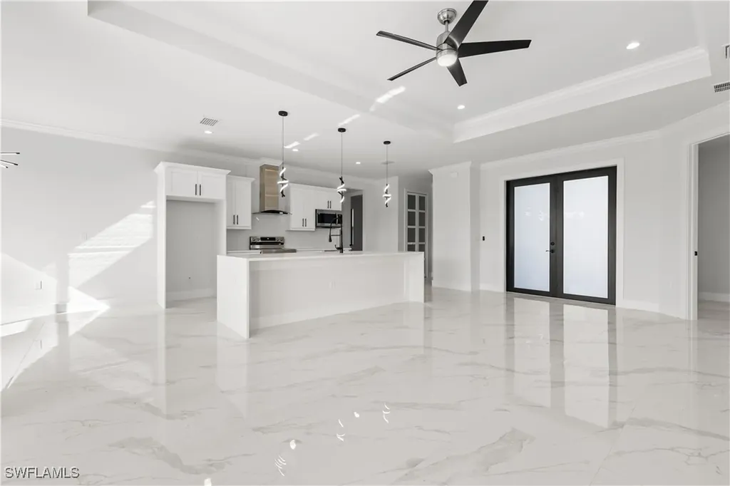 2664 43rd Avenue NE Naples FL 34120