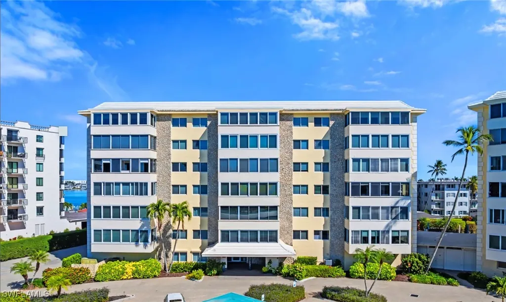 3420 Gulf Shore Boulevard N Naples FL 34103