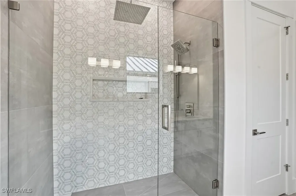2727 Van Buren Avenue Naples FL 34112