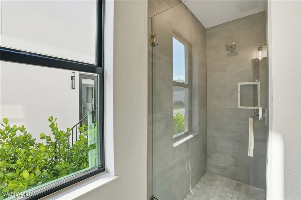 2727 Van Buren Avenue Naples FL 34112