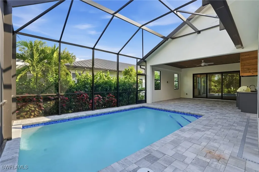 2727 Van Buren Avenue Naples FL 34112