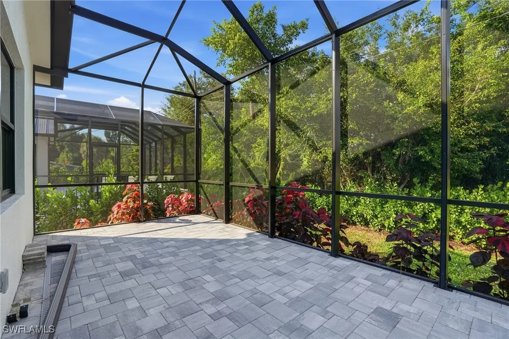 2727 Van Buren Avenue Naples FL 34112