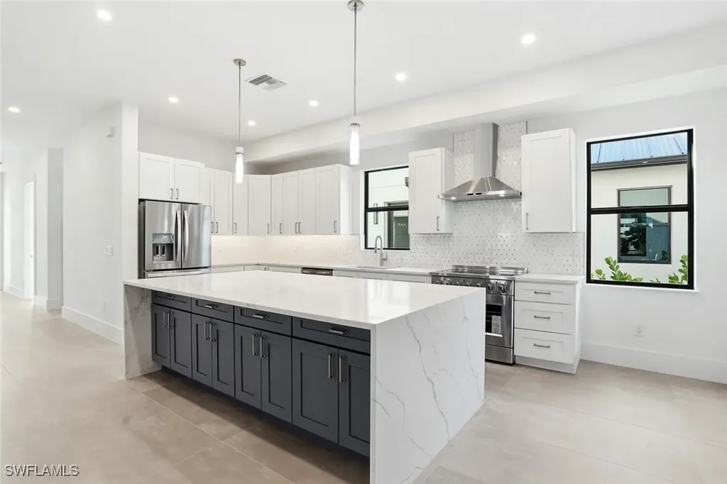2727 Van Buren Avenue Naples FL 34112