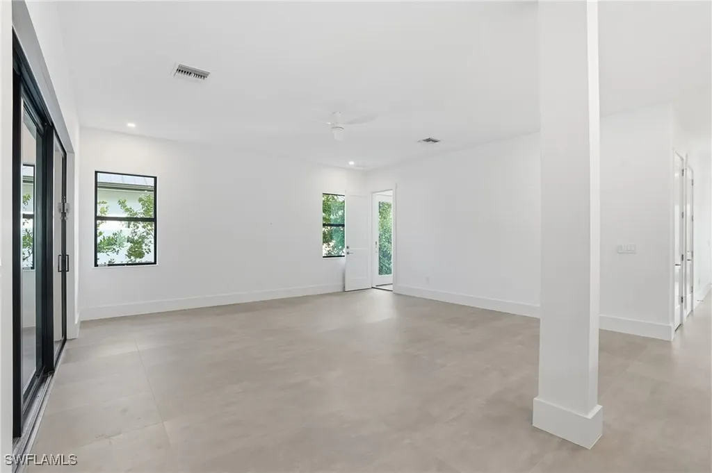 2727 Van Buren Avenue Naples FL 34112