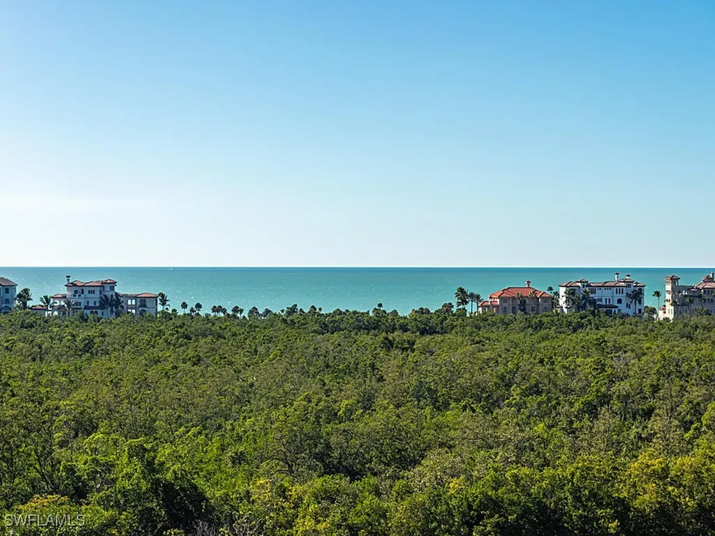 7515 Pelican Bay Boulevard Naples FL 34108