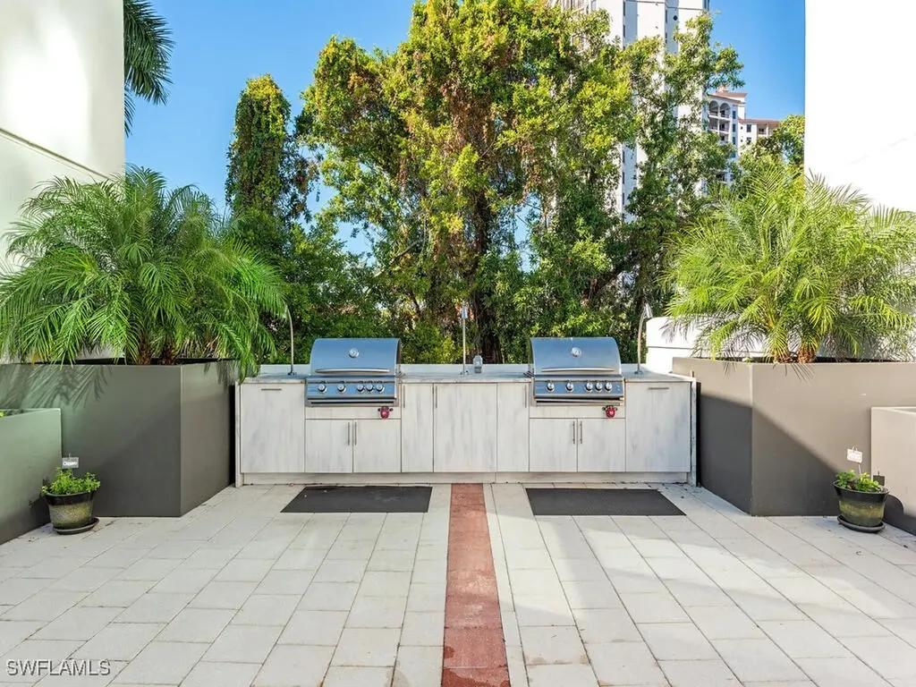7515 Pelican Bay Boulevard Naples FL 34108