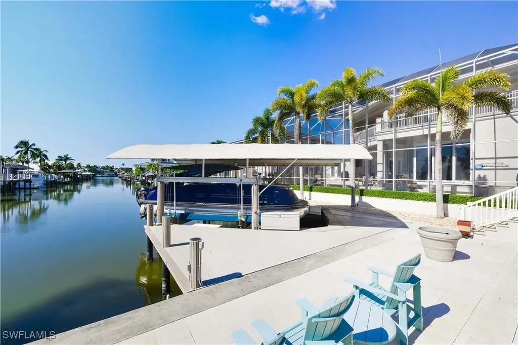 494 Seabee Avenue Naples FL 34108