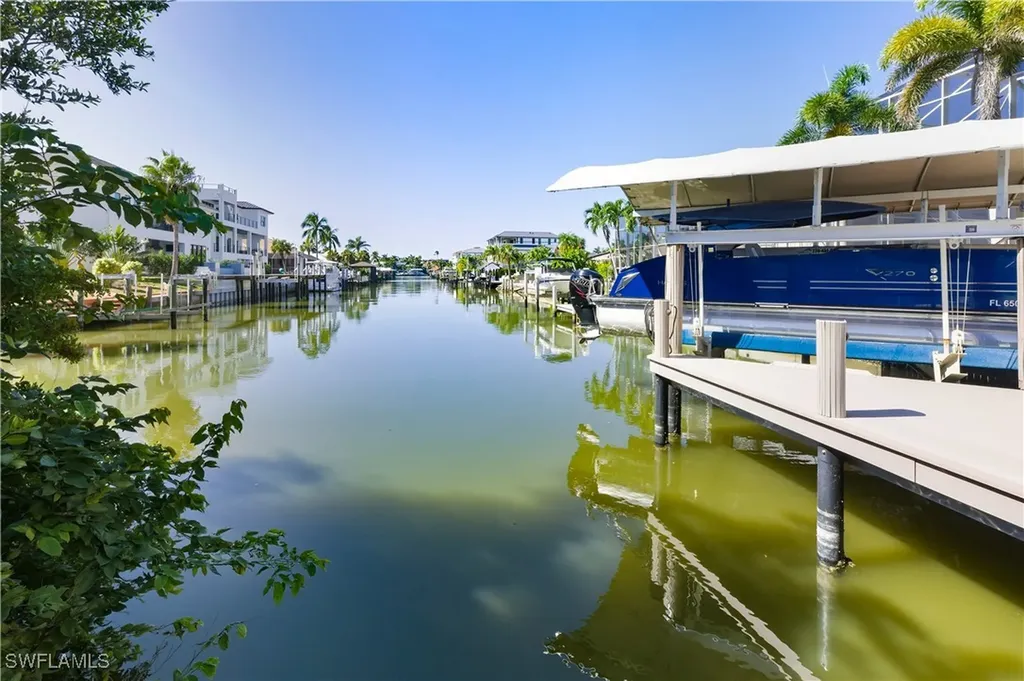 494 Seabee Avenue Naples FL 34108