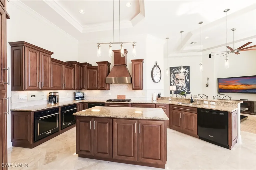 494 Seabee Avenue Naples FL 34108