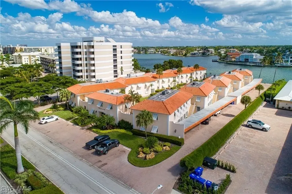 3070 Gulf Shore Boulevard N Naples FL 34103