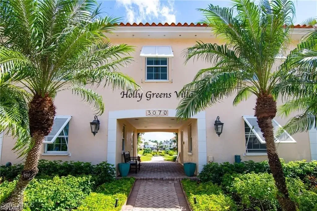 3070 Gulf Shore Boulevard N Naples FL 34103