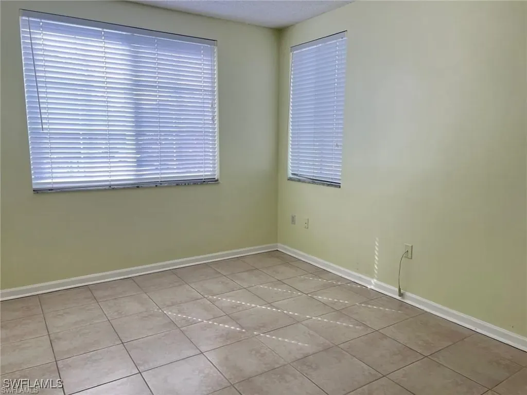 1115 Reserve Court Naples FL 34105