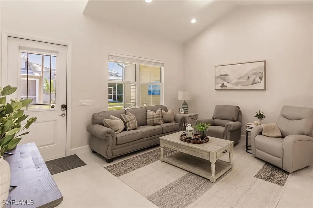 7263 Cayo Coco Lane Naples FL 34113