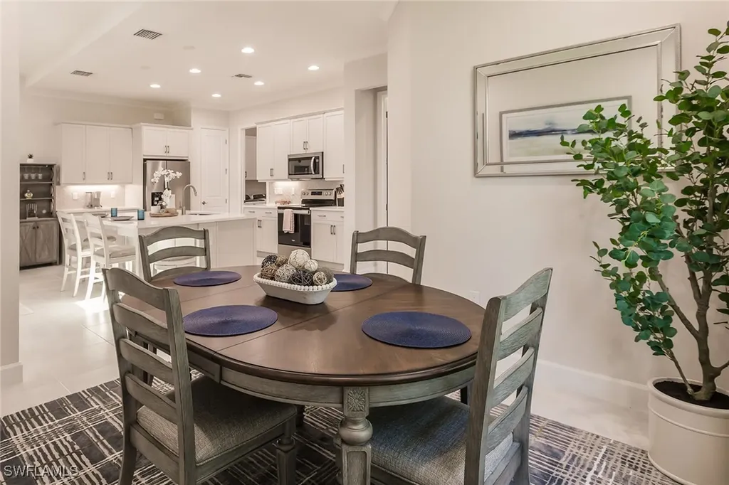 7263 Cayo Coco Lane Naples FL 34113