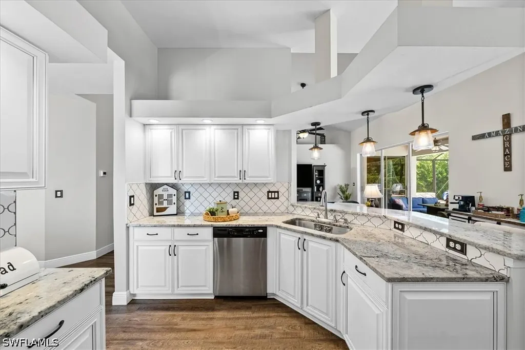 6647 Craven Hill Way Naples FL 34104
