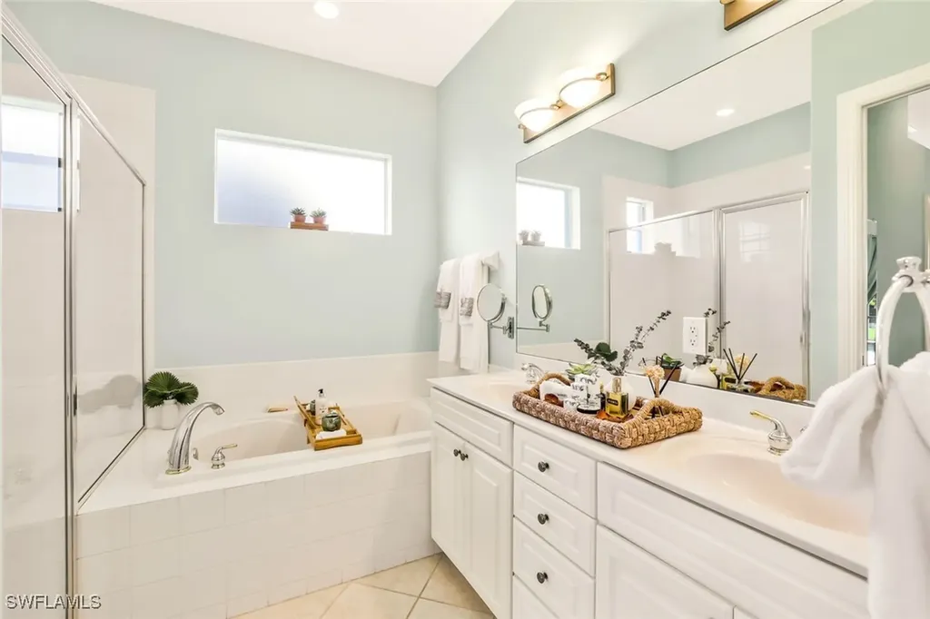 6972 Amen Corner Court Naples FL 34113