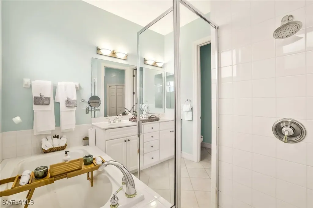 6972 Amen Corner Court Naples FL 34113