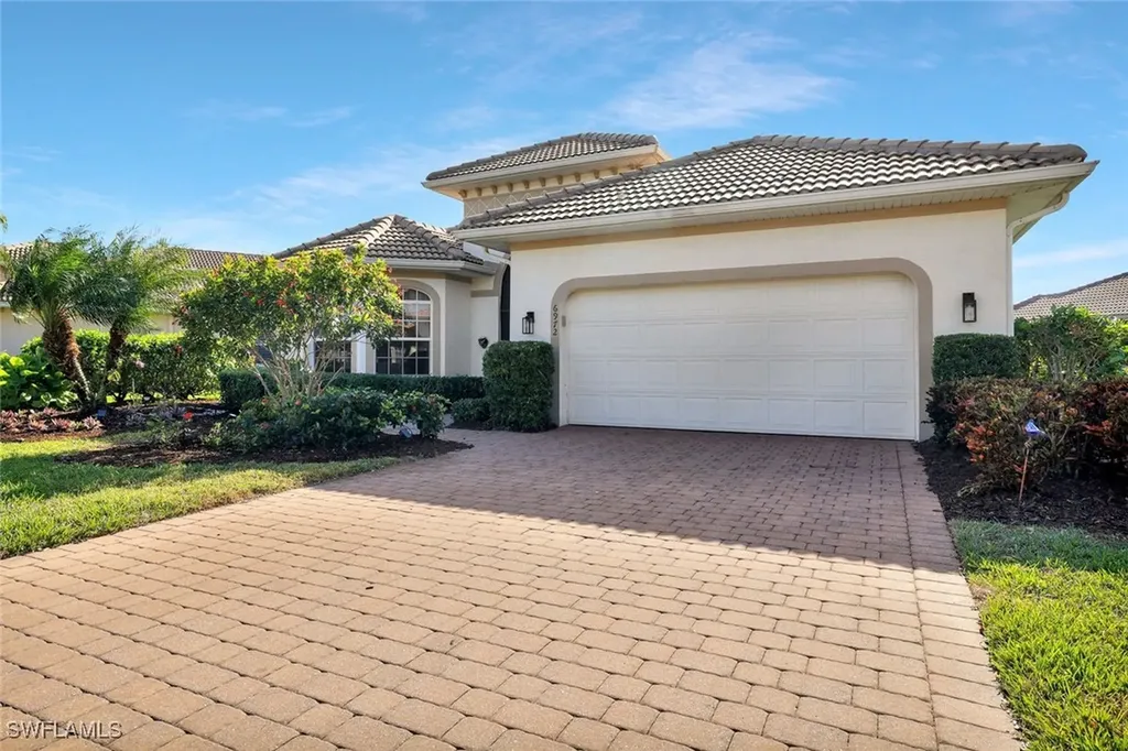 6972 Amen Corner Court Naples FL 34113