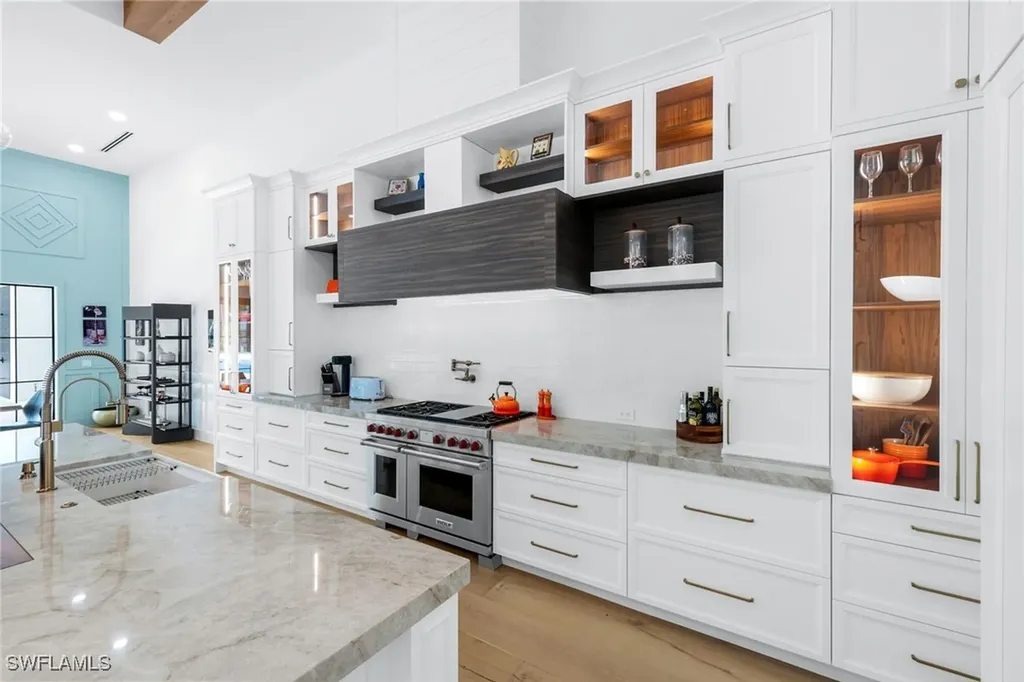 6677 Hunters Road Naples FL 34109