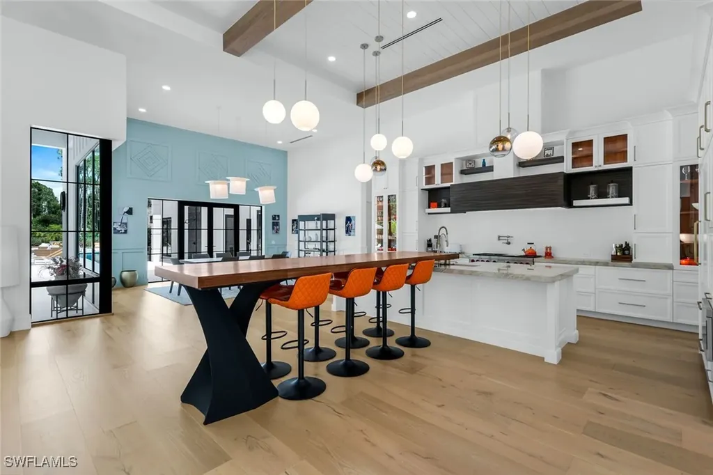 6677 Hunters Road Naples FL 34109