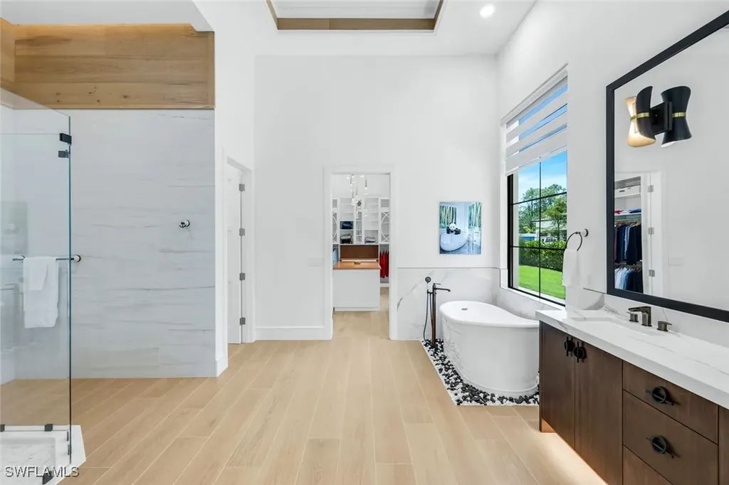 6677 Hunters Road Naples FL 34109