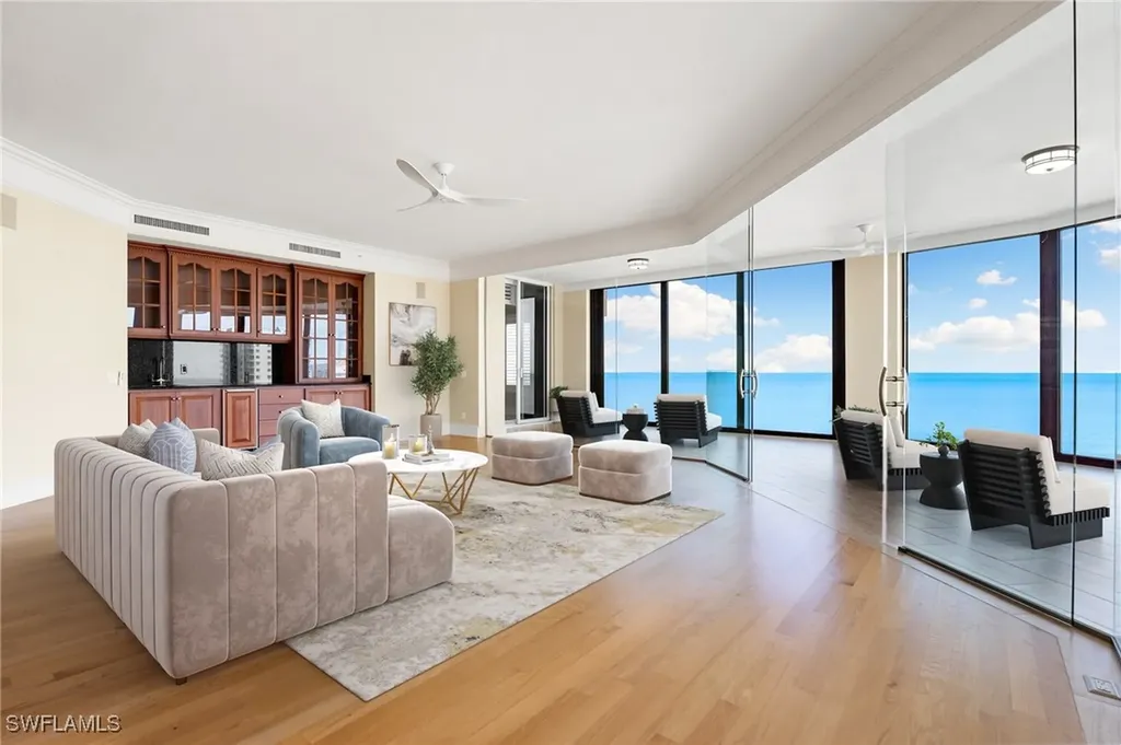 81 Seagate Drive Naples FL 34103