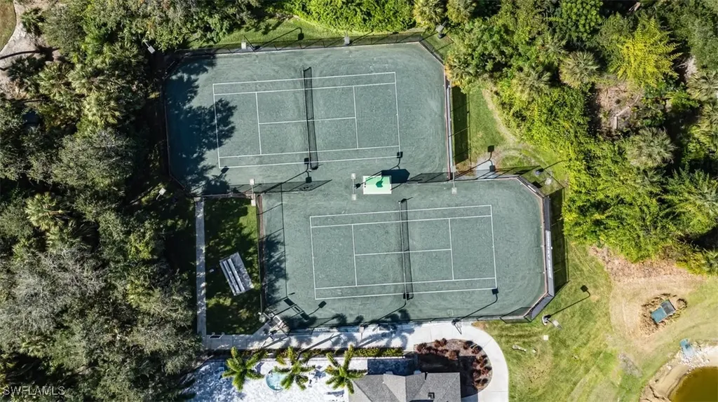 20990 Country Barn Drive Estero FL 33928