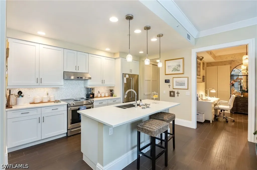 1030 3rd Avenue S Naples FL 34102
