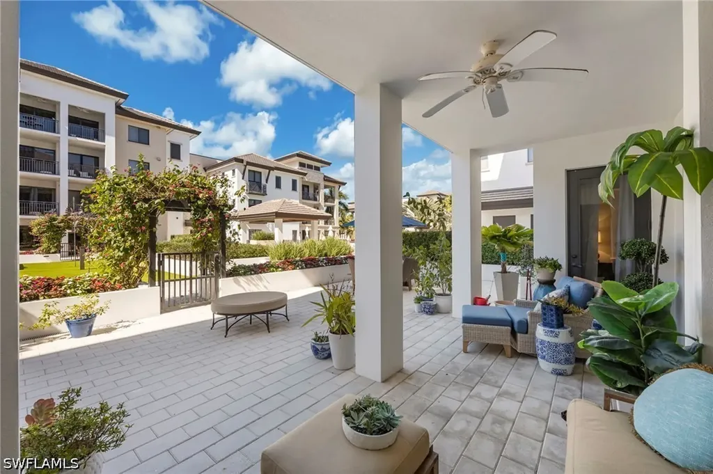 1030 3rd Avenue S Naples FL 34102
