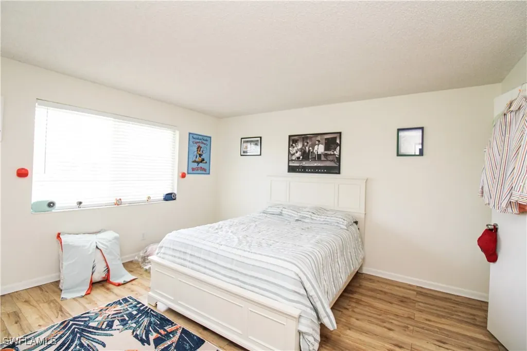 41 High Point Circle S Naples FL 34103